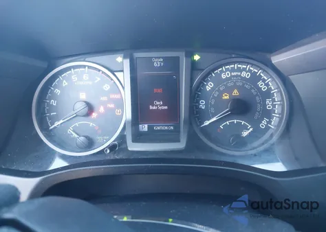 2018 Toyota Tacoma Double Cab/Sr5/Trd Sport z USA, uszkodzony, nr VIN 3TMBZ5DN7JM013733